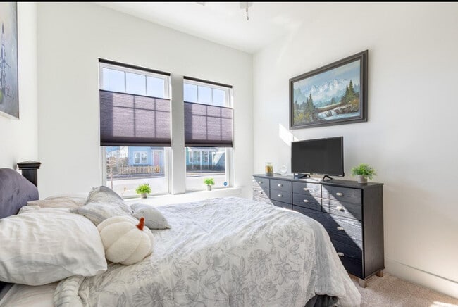 610 Blueway Ave in Summerville, SC - Foto de edificio - Building Photo