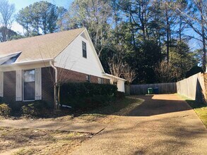 2159 New Meadow Dr in Germantown, TN - Building Photo - Building Photo