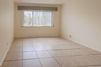 1001 SE 16th St in Fort Lauderdale, FL - Building Photo - Building Photo