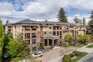 Adagio in Surrey, BC - Building Photo
