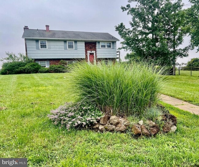 property at 8205 Bayside Dr