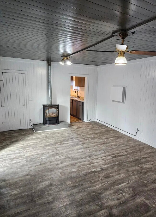 property at 2917 E Sanson Ave