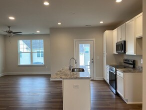 1039 Abbott St in Mebane, NC - Building Photo - Building Photo