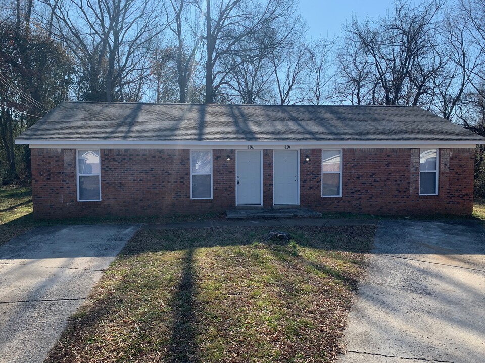 19 Tricia Cv, Unit L in Jackson, TN - Building Photo