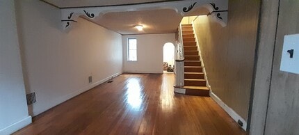421 McClellan St in Philadelphia, PA - Building Photo - Building Photo