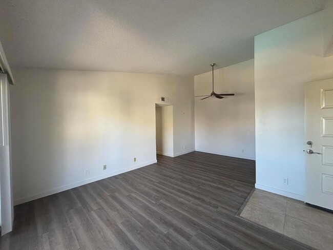 74800 Sheryl Ave, Unit 9-4 in Palm Desert, CA - Building Photo - Building Photo