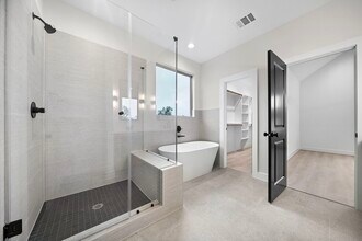 2914 Delano St in Houston, TX - Building Photo - Building Photo