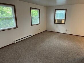 3716 10th Ave, Unit 4 in Racine, WI - Foto de edificio - Building Photo