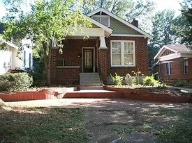 617 Moulton St E in Decatur, AL - Building Photo