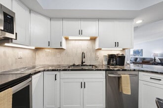 24900 Perdido Beach Blvd in Orange Beach, AL - Building Photo - Building Photo