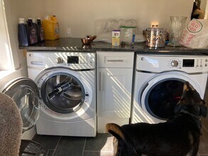 16 Dorothy St, Unit 317 in Nesconset, NY - Foto de edificio - Building Photo