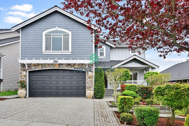 property at 7720 64th Pl NE