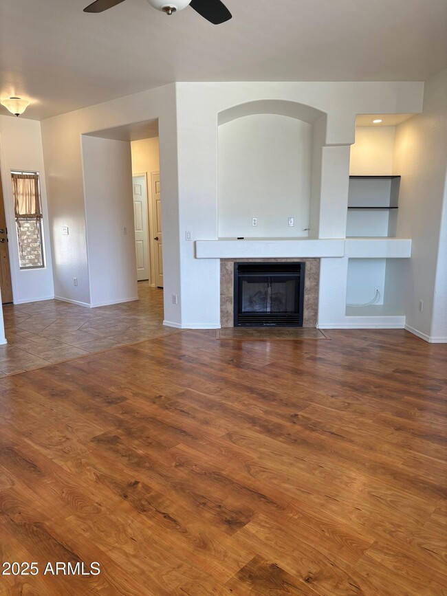 8783 W State Ave in Glendale, AZ - Building Photo - Building Photo