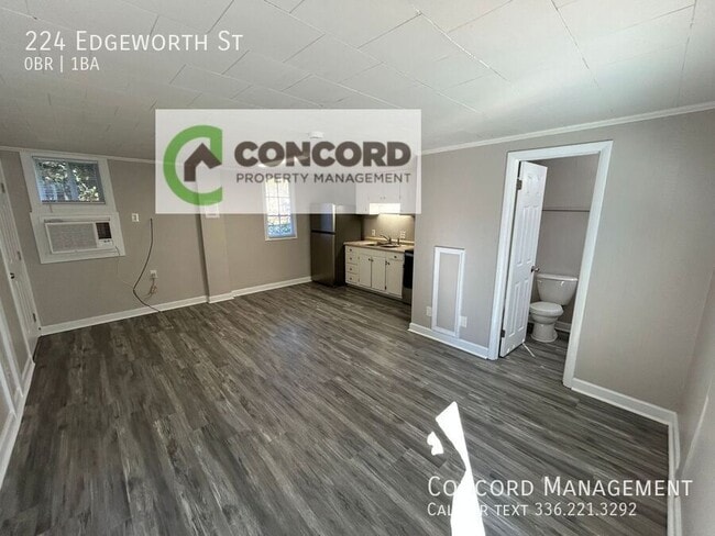 224 Edgeworth St in High Point, NC - Building Photo - Building Photo