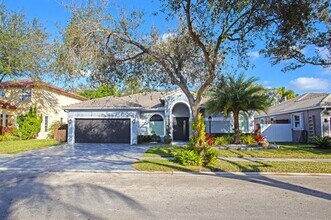 1861 NW 125th Terrace in Pembroke Pines, FL - Building Photo - Building Photo