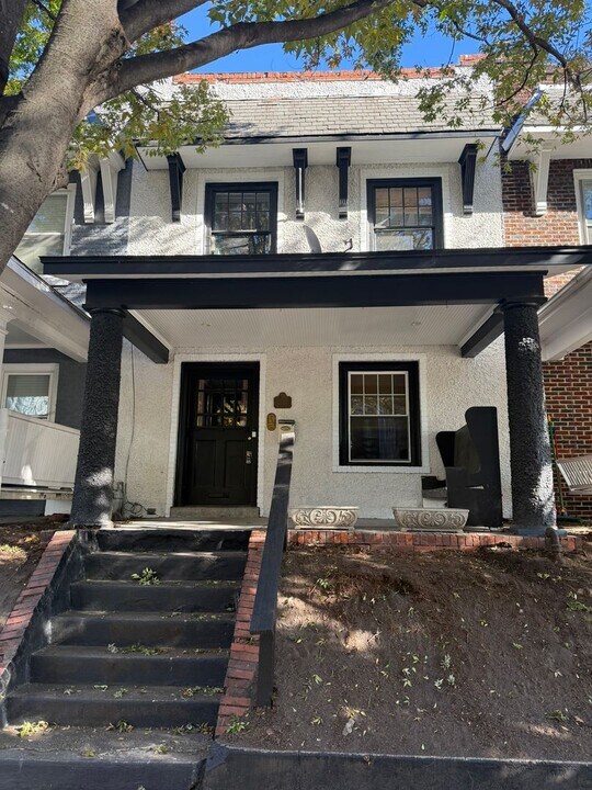 7 N Granby St in Richmond, VA - Building Photo