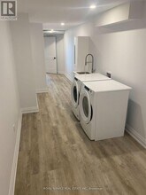 61 Waywell St in Whitby, ON - Building Photo - Building Photo