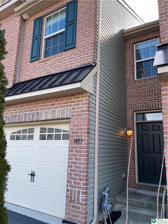 property at 1453 Tarpan Ln