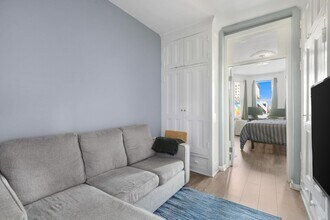 114 Washington St in Hoboken, NJ - Building Photo - Building Photo