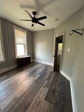 5527 Ridge Ave in Philadelphia, PA - Building Photo - Building Photo