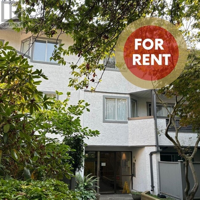 property at 809-809 16th St W