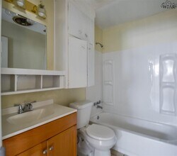 1604 Red Fox Rd in Wichita Falls, TX - Building Photo - Building Photo