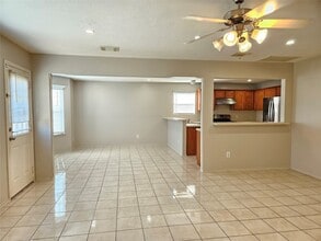 9119 Regents Cove Ct in Houston, TX - Building Photo - Building Photo