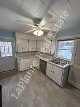 1743 Kensington Rd in Toledo, OH - Building Photo - Building Photo