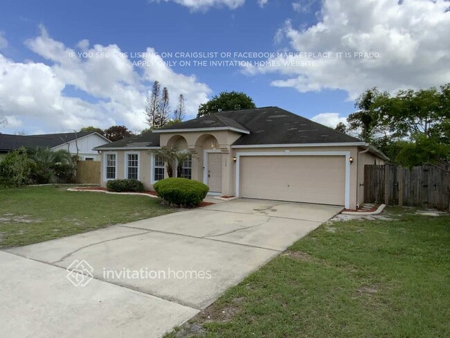 571 Fort Smith Blvd in Deltona, FL - Building Photo - Building Photo