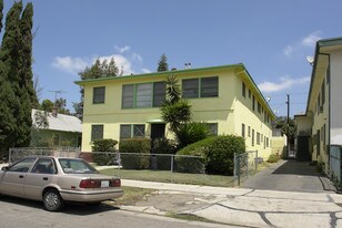 6127 Romaine St. in Los Angeles, CA - Building Photo