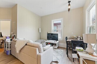 60 Pleasant St in Cambridge, MA - Building Photo - Building Photo