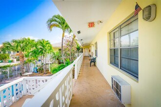 SN Reeves Properties LLC in Fort Lauderdale, FL - Building Photo - Interior Photo