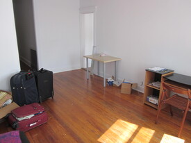 22 Saint Cyprians Pl, Unit 1L in Boston, MA - Building Photo - Building Photo