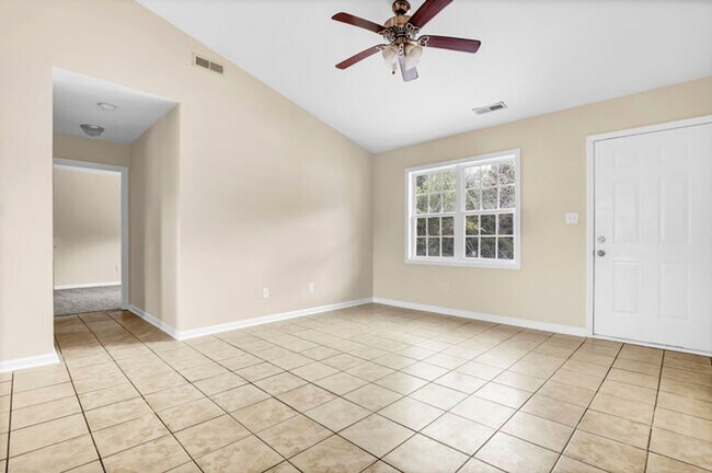 106 Laib Ln in Sneads Ferry, NC - Building Photo - Building Photo