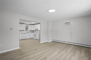 164 Fruit Hill Ave in Providence, RI - Building Photo