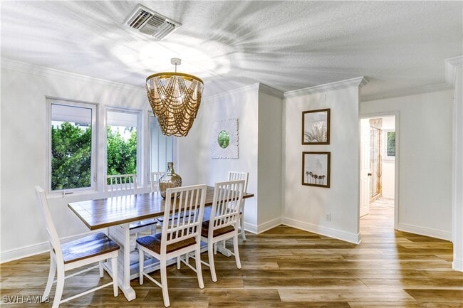 370 6th Ave S in Naples, FL - Building Photo - Building Photo