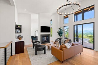 162 Pond Rd in Campton, NH - Building Photo - Building Photo