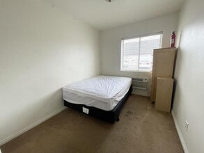 1675 S State St in Orem, UT - Building Photo - Building Photo