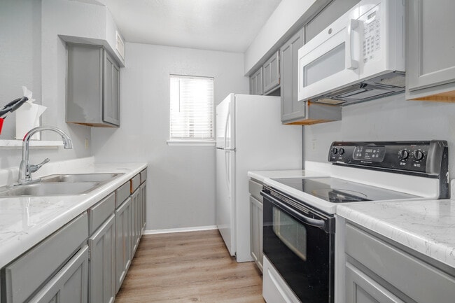 Devine Place Apartments