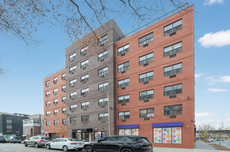 3365 Cruger Ave in Bronx, NY - Building Photo - Building Photo