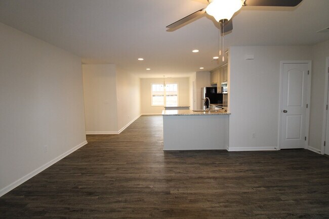 578 Brushwood Dr in Sumter, SC - Building Photo - Building Photo