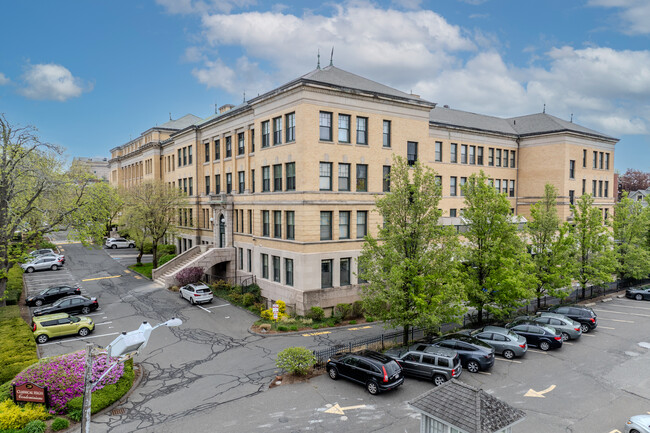 Classical High Condominiums in Springfield, MA - Building Photo - Building Photo