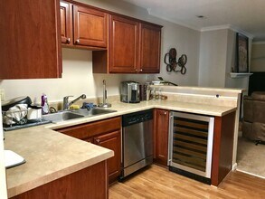 107 Westover Ave in Norfolk, VA - Building Photo - Building Photo