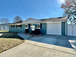 3813 Rope Ln in Virginia Beach, VA - Building Photo - Building Photo