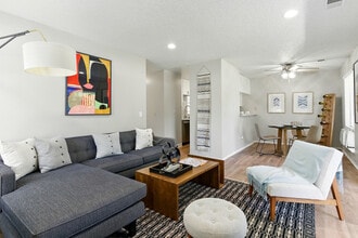 The Grove Lux in Petaluma, CA - Building Photo - Building Photo