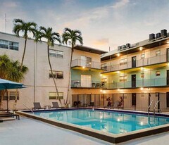 5525 SW 41st St in Pembroke Park, FL - Building Photo