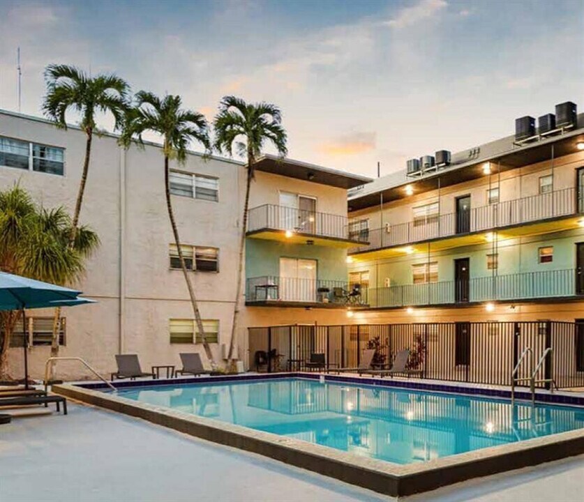 5525 SW 41st St in Pembroke Park, FL - Foto de edificio