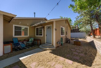 6412 Flower St in Reno, NV - Building Photo - Building Photo