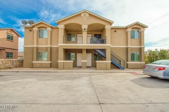 14300 Gil Reyes Dr in El Paso, TX - Building Photo - Building Photo