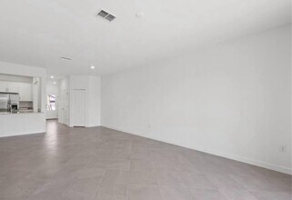 15040 Lyla Ter in Bradenton, FL - Building Photo - Building Photo